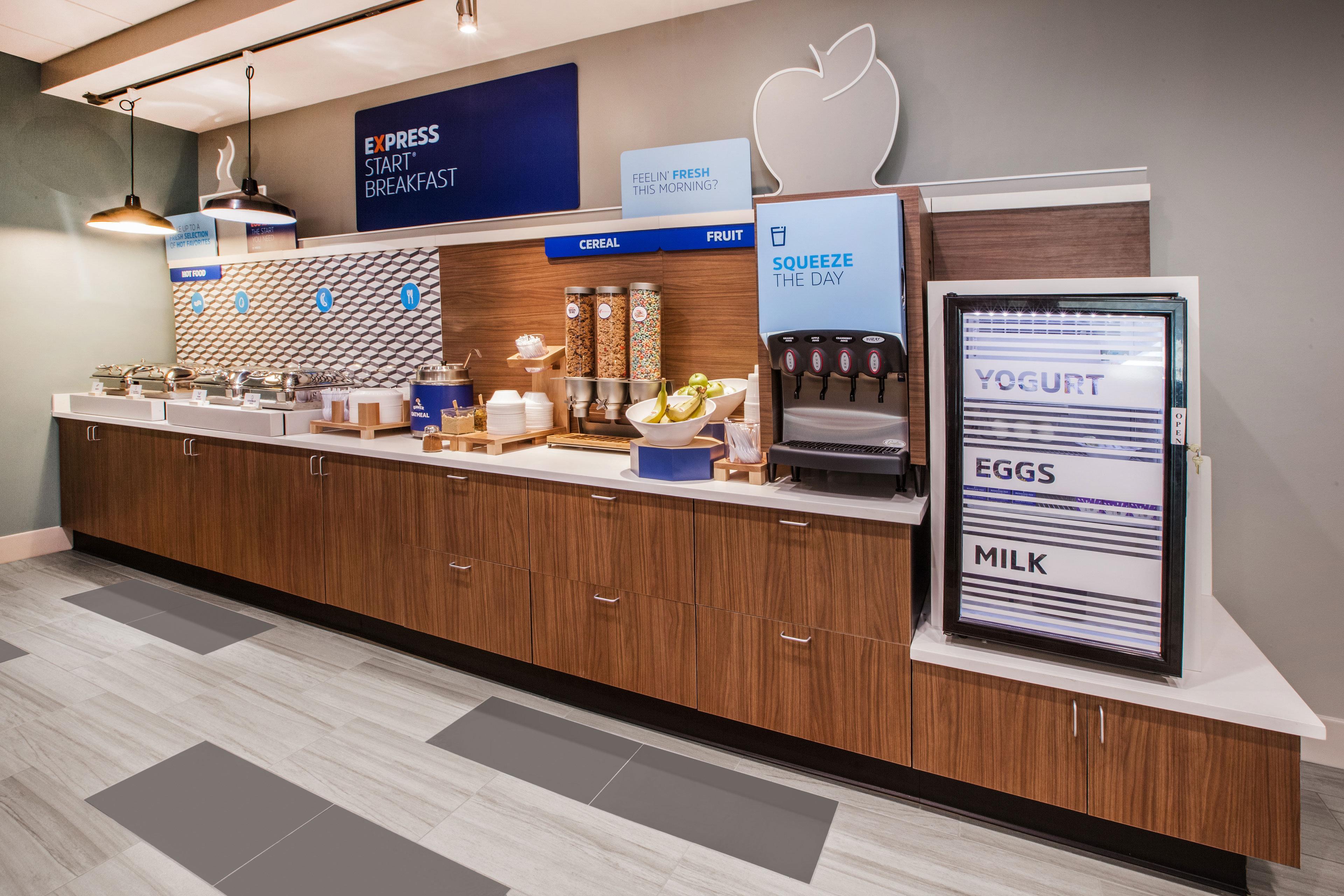 Holiday Inn Express Hotel & Suites Chicago West Roselle By Ihg Buitenkant foto