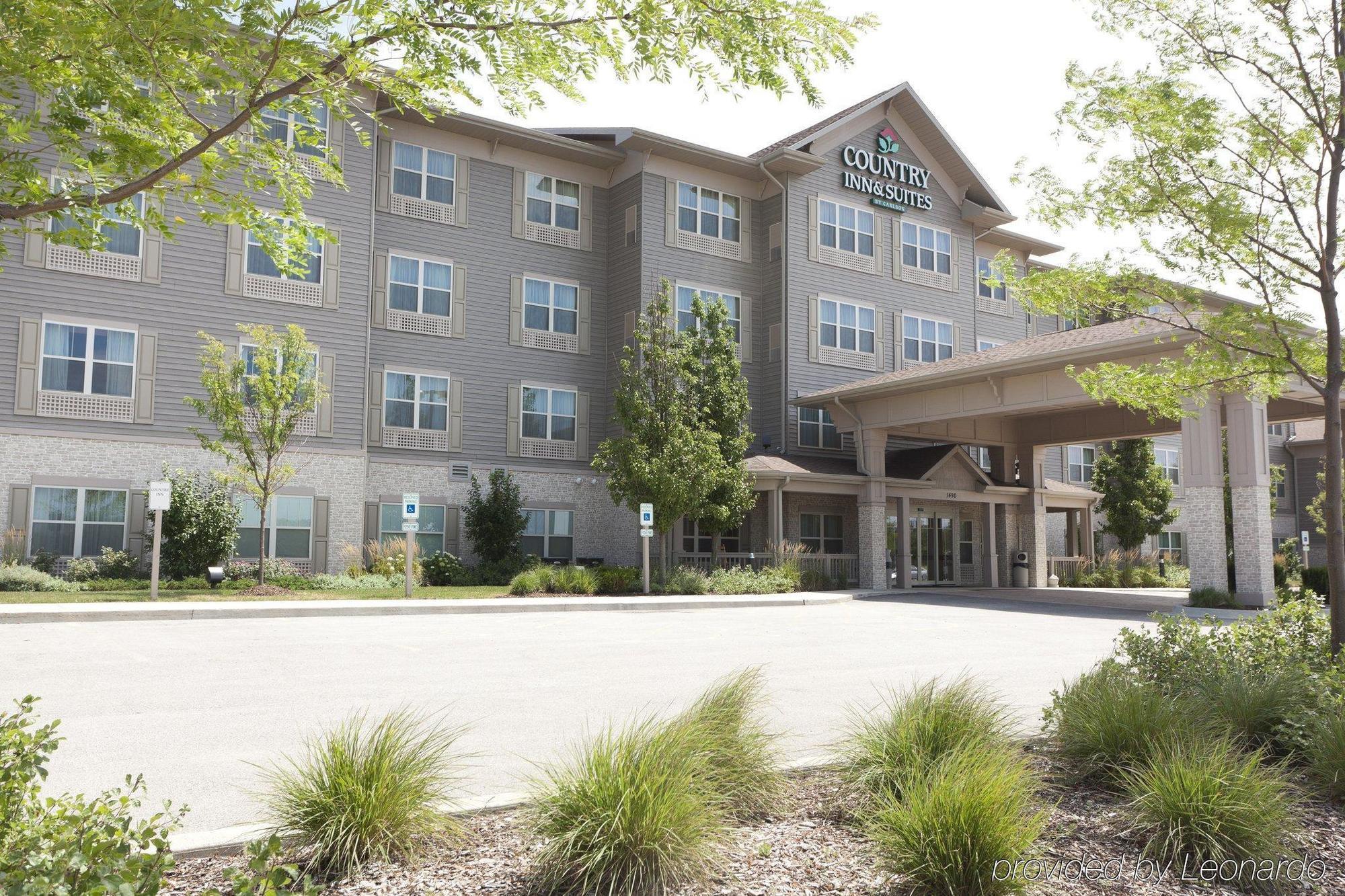 Holiday Inn Express Hotel & Suites Chicago West Roselle By Ihg Buitenkant foto